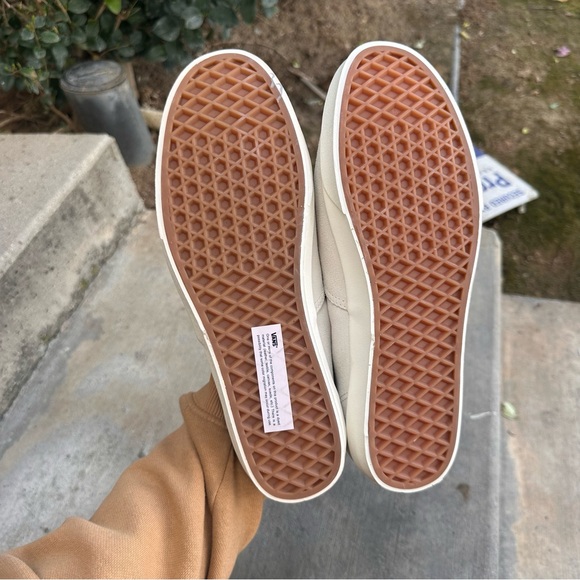 Classic White Canvas Sneakers Authentic Almond Shoe - Picture 5 of 7